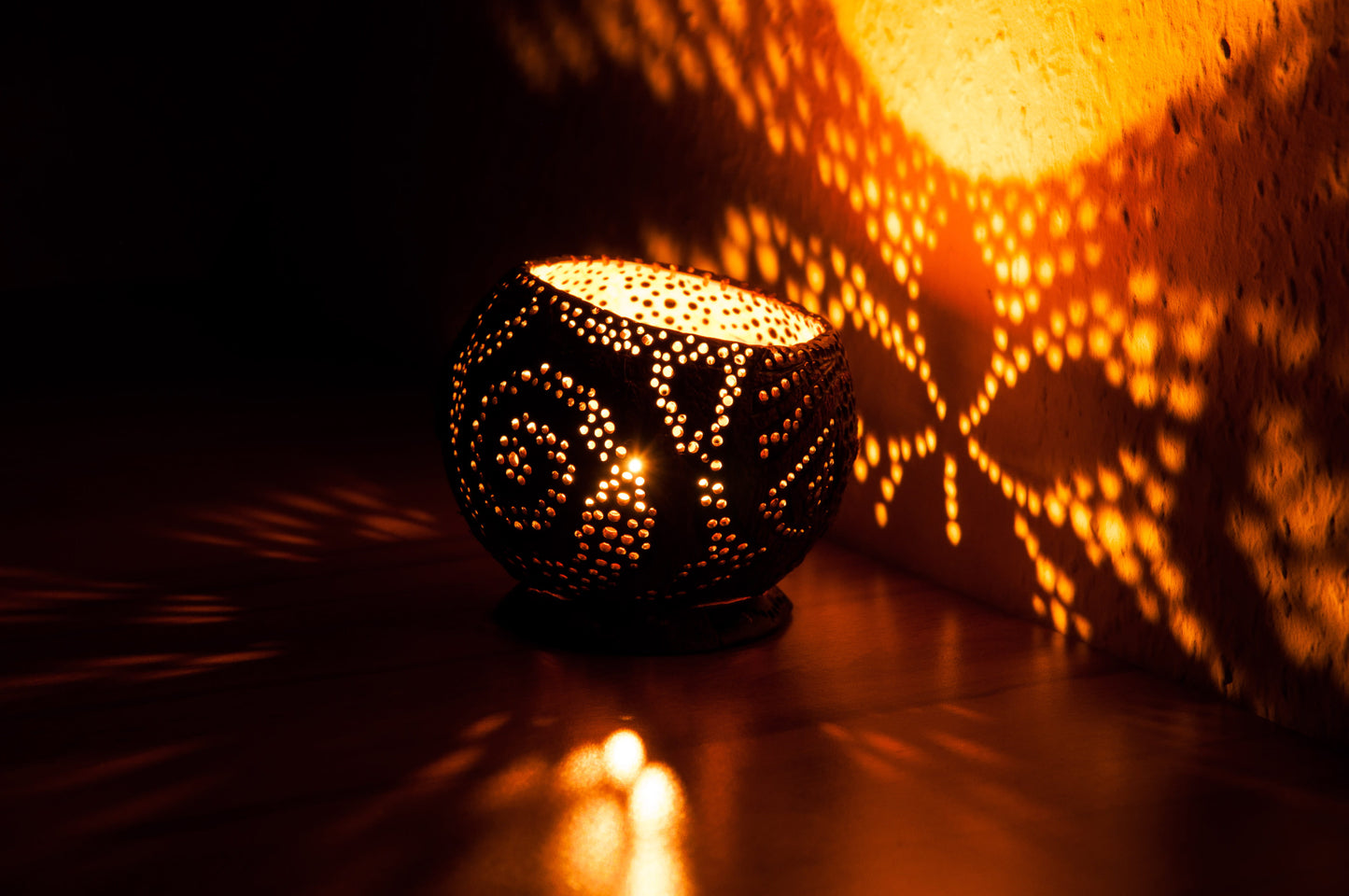 Coconut Bowl-Lamp 2