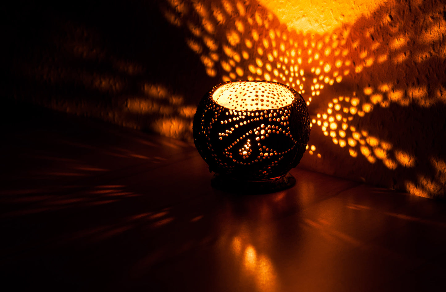 Coconut Bowl-Lamp 2